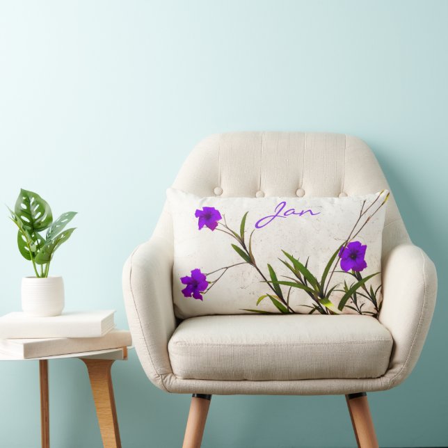 Lila Blumen im Breeze Throw Kissen (Stuhl )