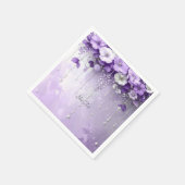 Lila Blumen mit baumelnden Perlen Serviette (Ecke)