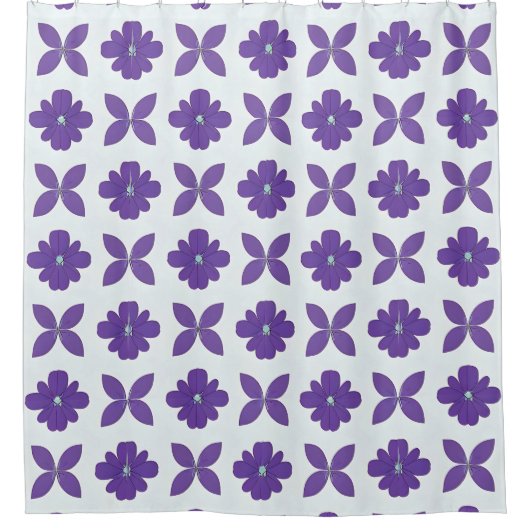 Lila Blumen mit hellem Hintergrund Duschvorhang (Vorderseite)