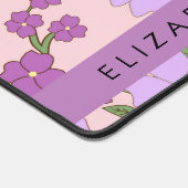 Lila Blumen, Muster von Blume, Ihr Name Schreibtischunterlage (Ecke)