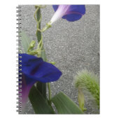 Lila Blumen Notizblock (Vorderseite)