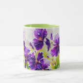 Lila Blumen und Frühlingsschnee Fallende Kunst Tas Tasse (Zentrum)