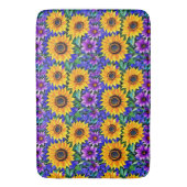 Lila Blumen und gelbe Sonnenblumen Badematte (Vorderseite Vertikal)