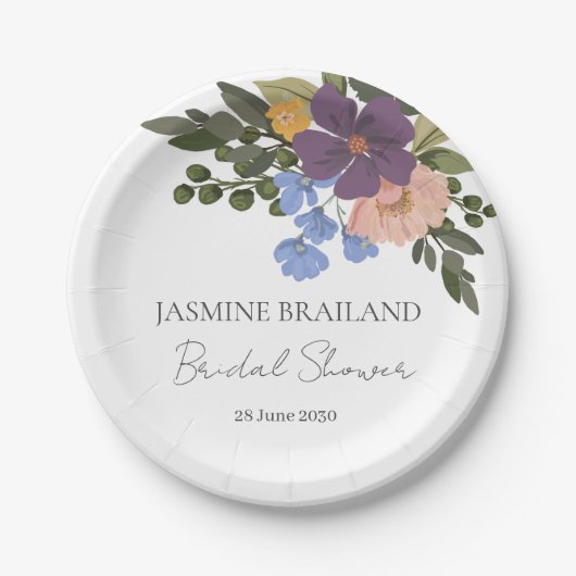 Lila Blumenbeete und Grüne Bouquet Brautparty Pappteller (Vorderseite)