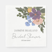 Lila Blumenbeete und Grüne Bouquet Brautparty Serviette (Vorderseite)