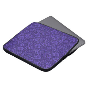 Lila Blumendekoration Laptopschutzhülle
