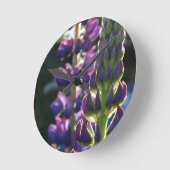 Lila Blumenfotografie Uhr (Winkel)