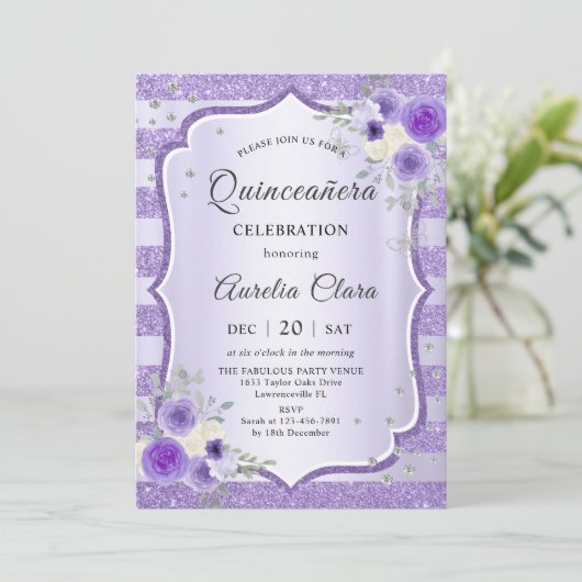 Lila Blumengeburt Einladung (Stehend Vorderseite)