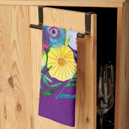 Lila, blumengeschmückte Blume Geschirrtuch (Drittel gefaltet)