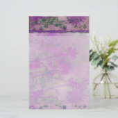 Lila Blumengeschosse Briefpapier (Stehend Vorderseite)