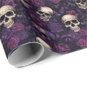 Lila Blumengoth Skull Halloween Geschenkpapier (Rolleneckpunkt)