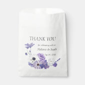 Lila Blumenhochzeit Geschenktütchen (Vorderseite)