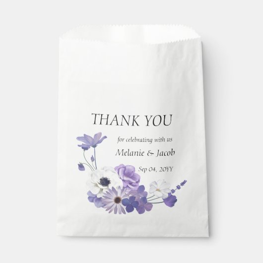 Lila Blumenhochzeit Geschenktütchen (Vorderseite)