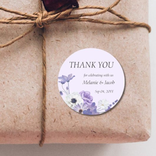 Lila Blumenhochzeit Runder Aufkleber