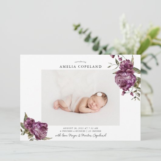 Lila Blumenjungen Foto Geburtserklärung Ankündigung (Stehend Vorderseite)