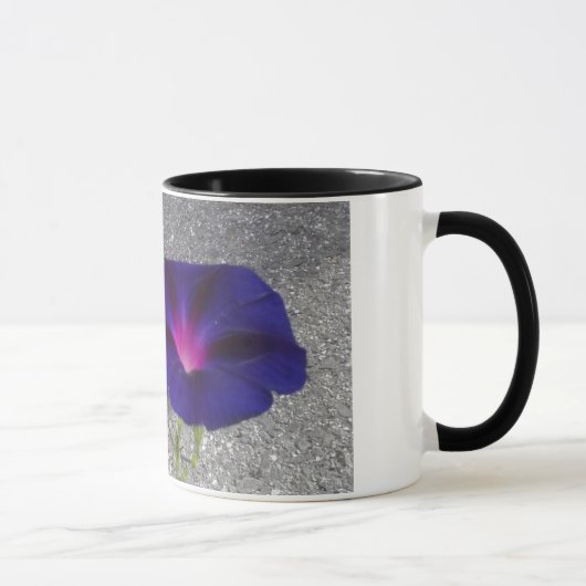 Lila Blumenkaffee-Tasse Tasse (Rechts)