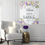 Lila Blumenkohl-Brautparty BACKDROP Wandteppich<br><div class="desc">Herzlich willkommen BACKDROP für Brautparty in Bouquet-Design in Aquarell (Aquarell),  Lavendel,  lila,  violett,  lila,  rot,  pfirsichfarben,  weiße Blume Rose / Pony auf weißem Hintergrund und schwarzen Buchstaben. Ideal zum Aufhängen am Party. Macht großartige Foto-Erinnerungen! - Wählen Sie Größe.</div>