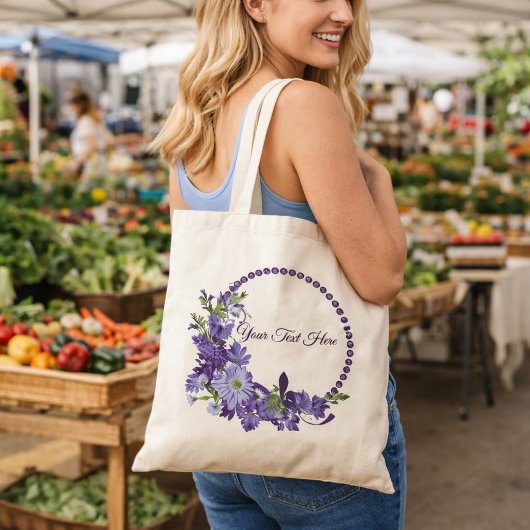 Lila Blumenkranz | Individueller Text Frühlingsblu Tragetasche