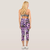 Lila Blumenleggings Capri Leggings (Rückseite)