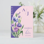 Lila Blumenmonogramm Elegant Blush Pink Hochzeit RSVP Karte (Stehend Vorderseite)