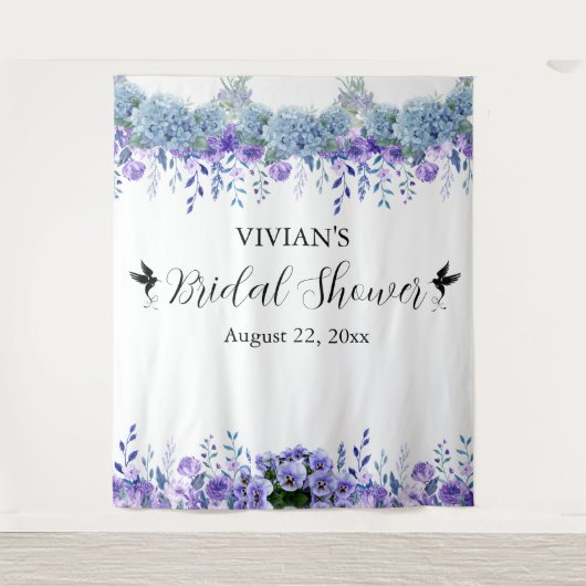 Lila Blumenmuster-Brautparty-Foto-Stand Wandteppich (Vorderseite)