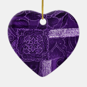 Lila Blumenmuster Keramikornament