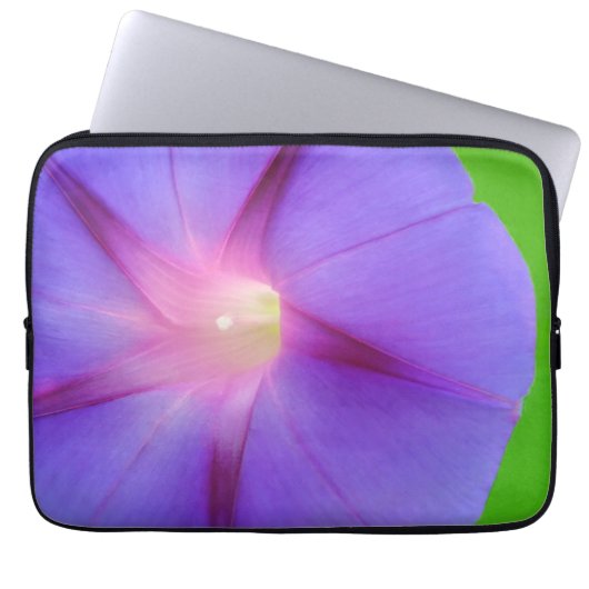 Lila Blumenmuster Laptopschutzhülle (Vorderseite)