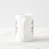 Lila Blumenmuster Porzellantasse (Rückseite)