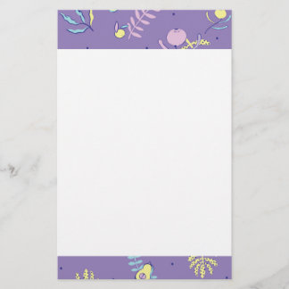 Lila Blumenmuster-Schreibwarenpapier Briefpapier