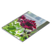 Lila Blumennotizbuch Notizblock (Linke Seite)