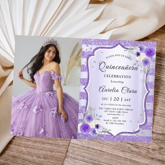 Lila Blumenquinceanera GeburtstagsFoto Einladung
