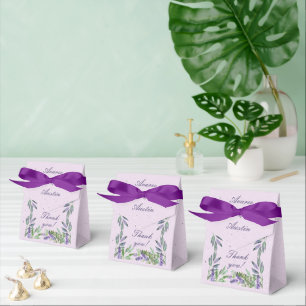 Lila Blumenrahmen-Begünstigungsboxen Geschenkschachtel