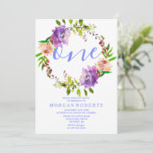 Lila Blumenstrauß 1. Geburtstag Party Einladung (Stehend Vorderseite)