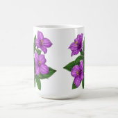 Lila Blumenstrauß Kaffeetasse (Mittel)
