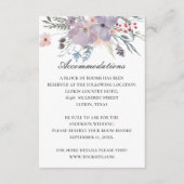 Lila Blumenunterkünfte. Angaben zur Hochzeit Begleitkarte (Vorderseite)