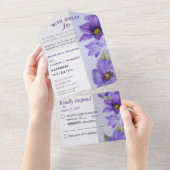 Lila Blumenwelt auf einer Hochzeitsreise All In One Einladung (Abreißen)