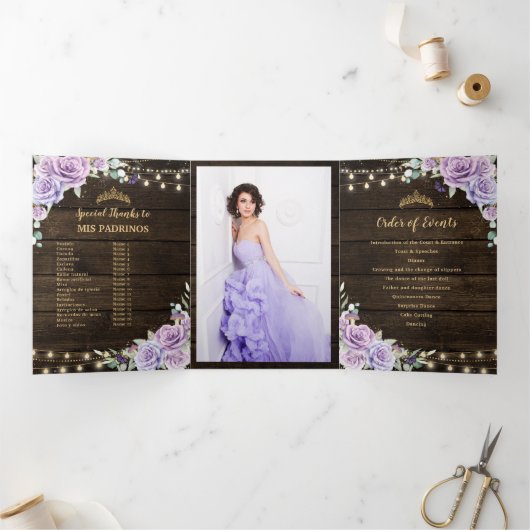 Lila Blumenzauberwald Quinceañera-Programm Dreifach Gefaltete Einladung (Innenseite)