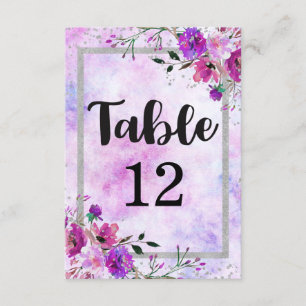 Lila Blumige und Silberne Tischnummer-Sitzordnung Einladung