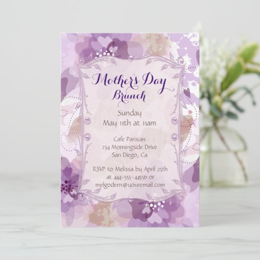 Lila Blüten Muttertag Brunch Einladung (Stehend Vorderseite)