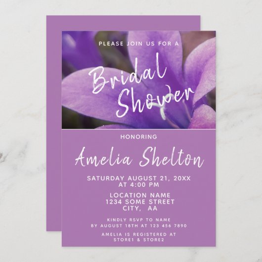 Lila Blütenblumen-Brautparty Einladung (Vorne/Hinten)