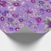 Lila Blütenmuster Geschenkpapier (Ecke)