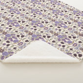Lila Bögen und Blüten Rustikal Sherpadecke (3/4)