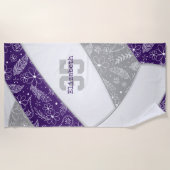 lila Boho Blumenpaisley-Volleyball Strandtuch (Vorderseite)