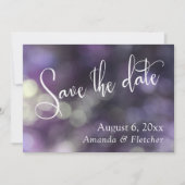 Lila Bokeh, Modernes Drehbuch Save the Date (Vorderseite)
