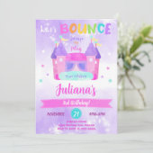 Lila Bounce House Einladung zum Geburtstag (Stehend Vorderseite)