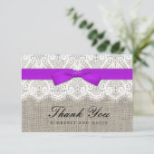 Lila Bow and Lace Wedding Dankeschön Karte (Stehend Vorderseite)