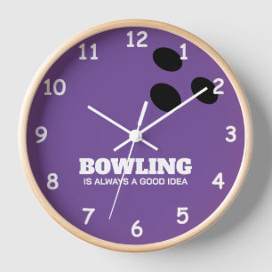 Lila Bowlingkugel Holzbesatz runde Wanduhr