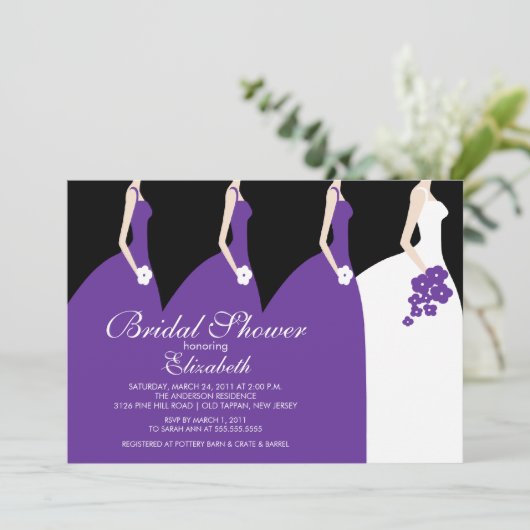 Lila Bride Bridesmaids Bridal Dusche Einladung (Stehend Vorderseite)