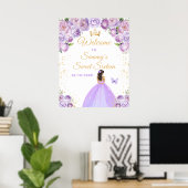 Lila Brünette Prinzessin 16 . Geburtstag Willkomme Poster (Heimbüro)