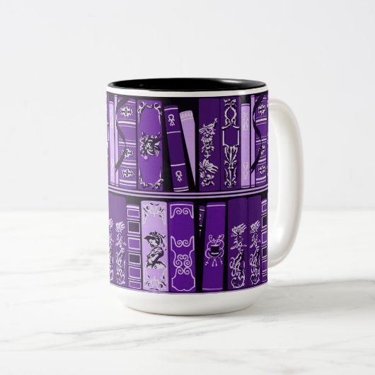 Lila Bücherregale Vintage Bücher   Zweifarbige Tasse (VorderseiteRechts)